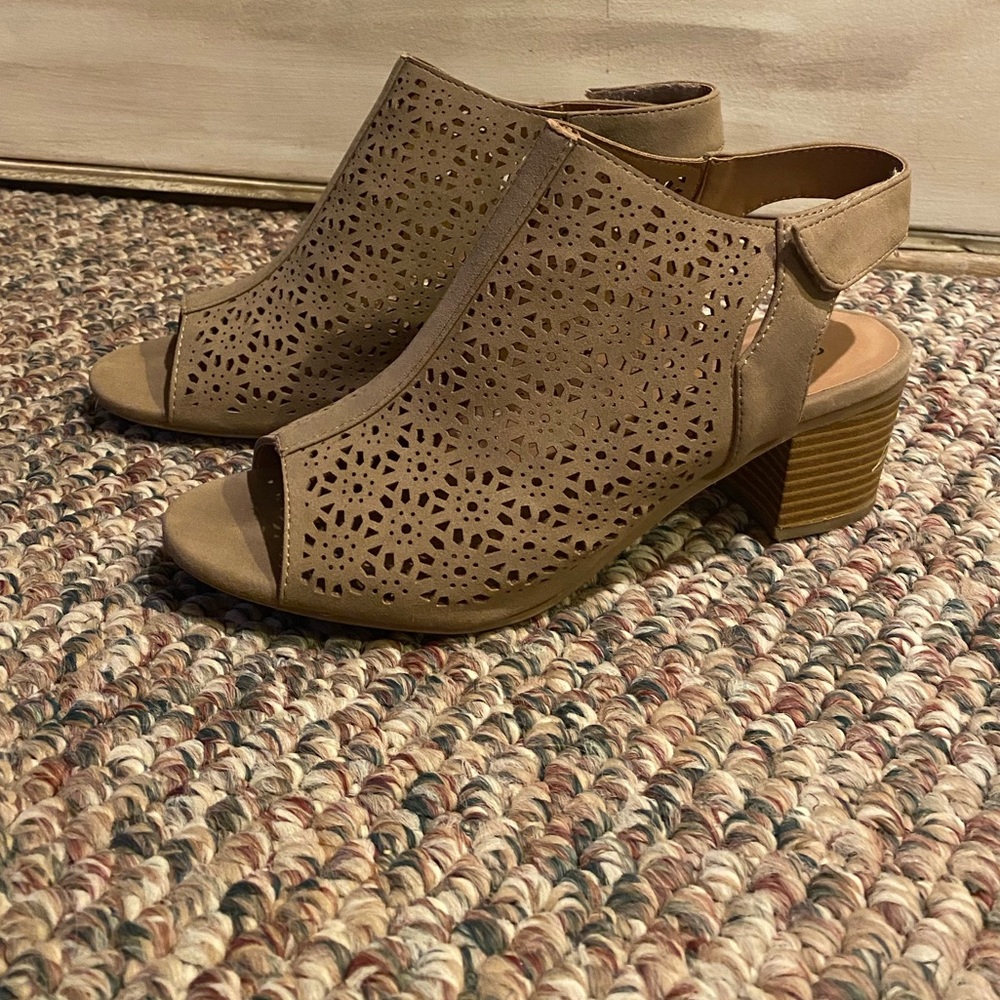 Cute low heeled Sandals